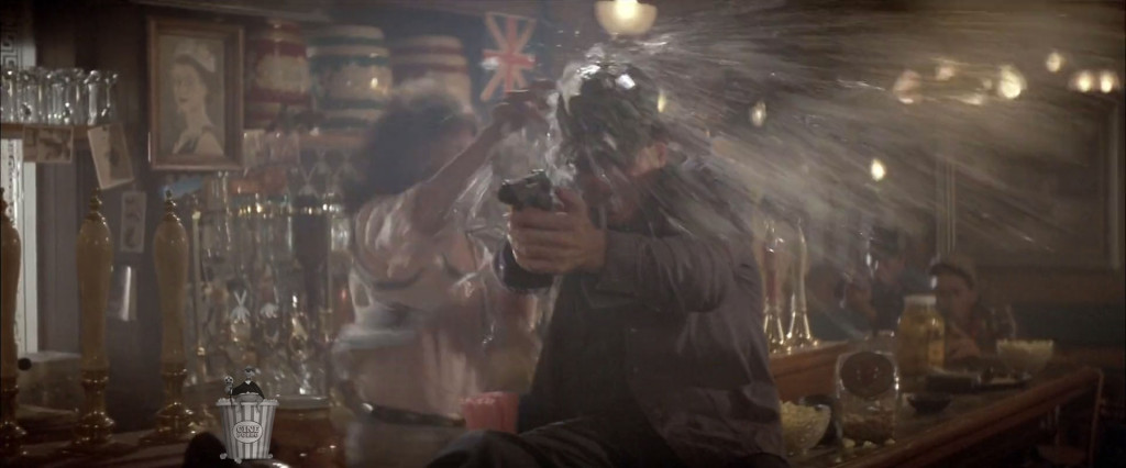 ¿Qué tiene que ver esta empleada con el asunto?